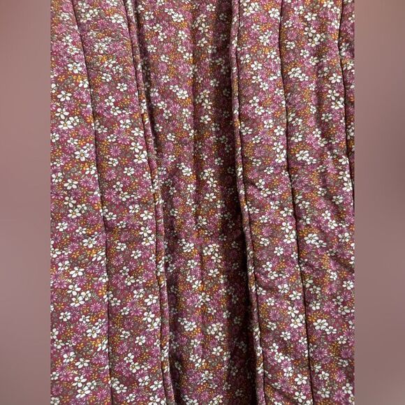 Things Between Floral Quilted Vest - Picture 5 of 5